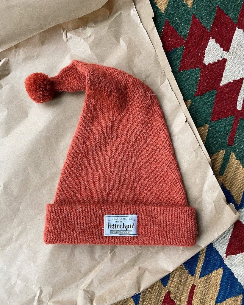 PetiteKnit - Oslo Hat Christmas Edition